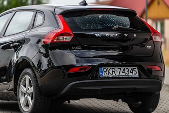 VOLVO V40 - 12