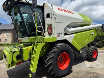 Kombajn zbozowy Claas Tucano 450  heder V660  2400 / 1500mth - 12