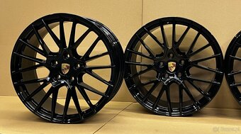 Porsche Cayenne 9Y0 21 cali RS Spyder 9Y0601025BG/BF 9,5J 11 - 12