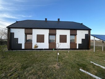 Dom parterowy o pow. 111m2, działka 1400m2, Kol. Skarszewek - 12