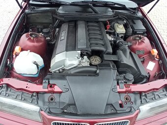 BMW E36 Coupe 2.0i - 12
