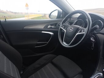 Zadbany Opel Insignia - 12