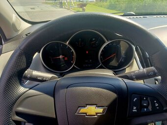 Chevrolet Cruze 1.6 LS Benzyna 2013r - 12
