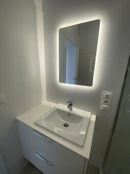 2 pokoje, 47m2, II piętro, winda, duży balkon, parking, os. - 12