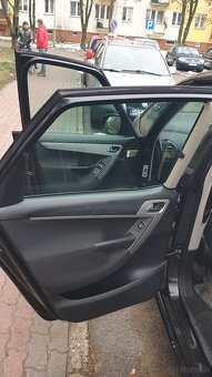 Citroen C4 Picasso 1.8 - 12