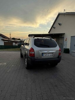 Hyundai Tuson 2.0 CRDI - 12