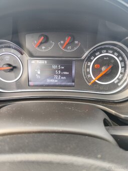 Opel Insygnia - 12
