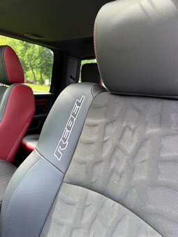 DODGE RAM 1500 REBEL - 12