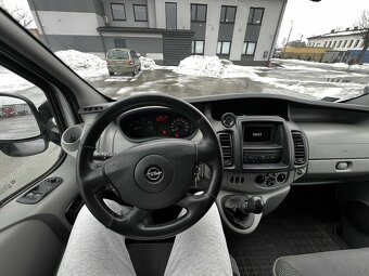 Opel Vivaro 2.5 CDTI L2H1 - 12