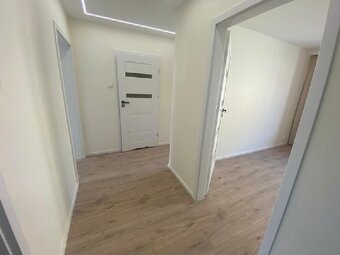 3 pokoje, 61,07m2, I piętro, balkon, po remoncie,Staszica - 12
