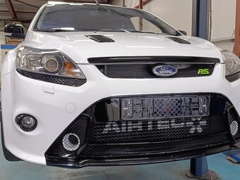Ford Focus RS MK2 - 12