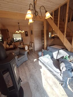 Dom piętrowy o powierzchni 84m2, działka 796m2, Józefina-gm. - 12