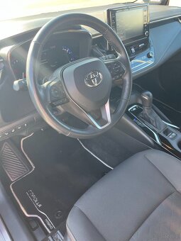 Toyota Corolla 1987cm Hybrid - 12