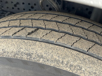 Sprzedam ciągnik siodłowy MERCEDES-BENZ ACTROS 1848 E6 - 12