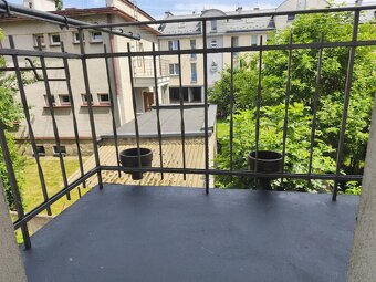 Bezczynszowe mieszkanie w zadbanej kamiennicy - 12