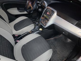 Grande Punto 1.2 - 12