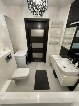Mieszkanie z antresolą o powierzchni 39.70m2, duży balkon, u - 12