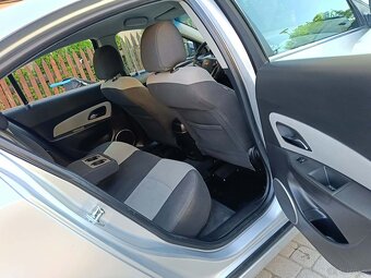 Sprzedam pięknego Chevroleta Cruze 2012 rok 2.0d ładny stan - 12