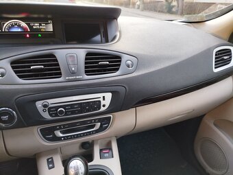 Renault Scenic - 12