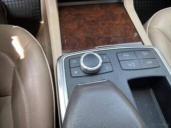 Mercedes-Benz GL 350 BlueTEC 4MATIC - 12