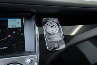 Rolls Royce Ghost maksymalny przebieg wyposażenia 68 000 km - 12