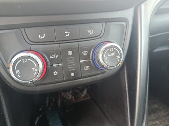 Sprzedam Opel Zafira - 12