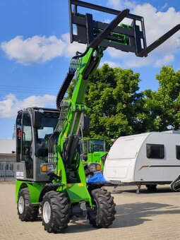 ŁADOWARKA KOŁOWA 908T - 12