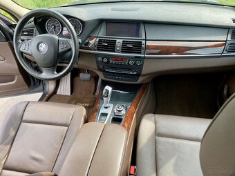 BMW X5 xDrive 3.0 benzín 306 HP – 2012, po faceliftu - 12