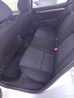 Peugot 407 1.6hdi - 12