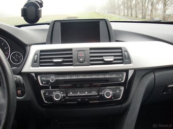 Sprzedam BMW 318i, 100kw, 10/2016, 226000km. - 12