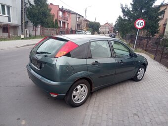 Sprzedam Forda Focusa - 12