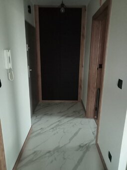2 pokoje, 51.85m2, I piętro, duży balkon, umeblowane, ul. Po - 12