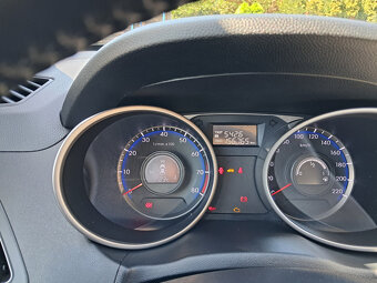 HYUNDAI Ix35 rocznik 2015 sprzedam - 12
