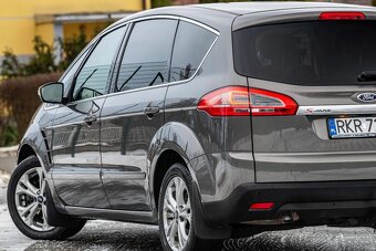 FORD S_MAX - 12
