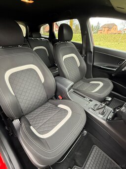 Kia Ceed Combi SW 1.6 CRDI 100Kw GT- LINE - 12