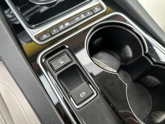 Jaguar F-Pace Portfolio 3.0TD/221kW 1.Maj. r.v.2016 PANORAMA - 12