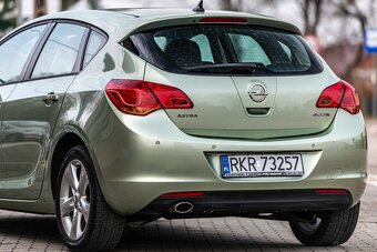 OPEL ASTRA - 12