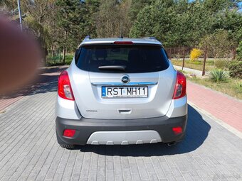 Mokka 1,6 cosmo - 12