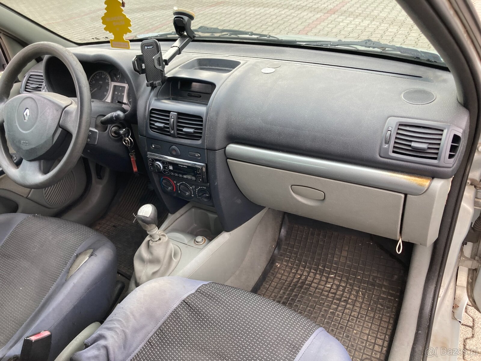 Renault Clio 1.4 Benzyna - 13