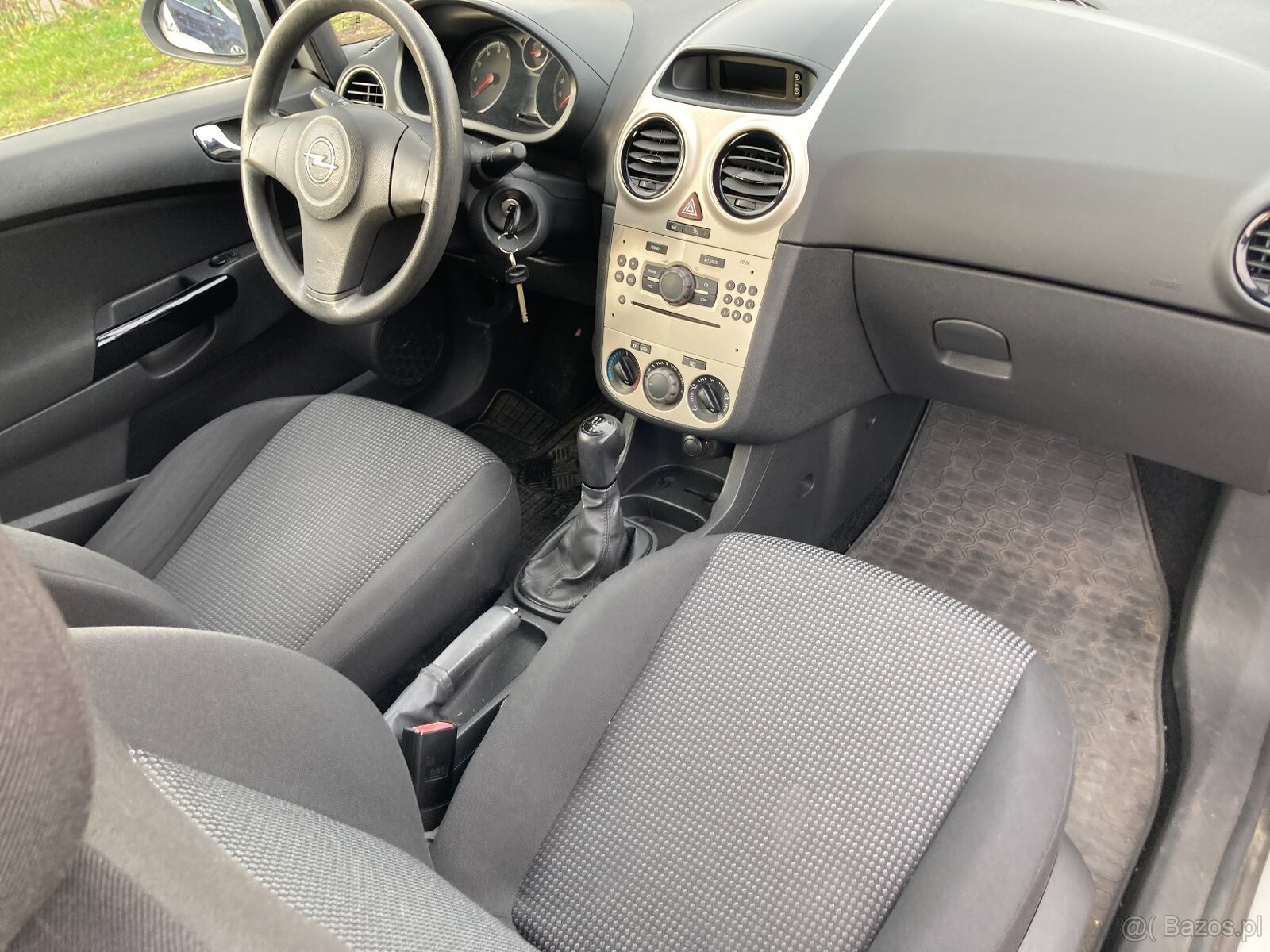 Corsa 1.2 Benzyna - 13