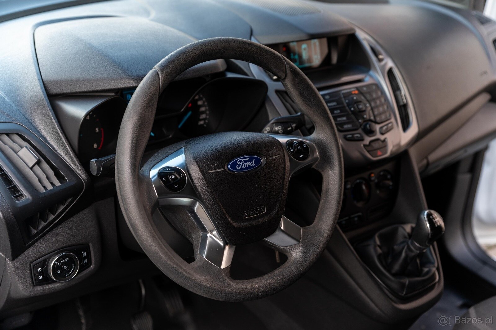 FORD TRANSIT CONNECT - 13