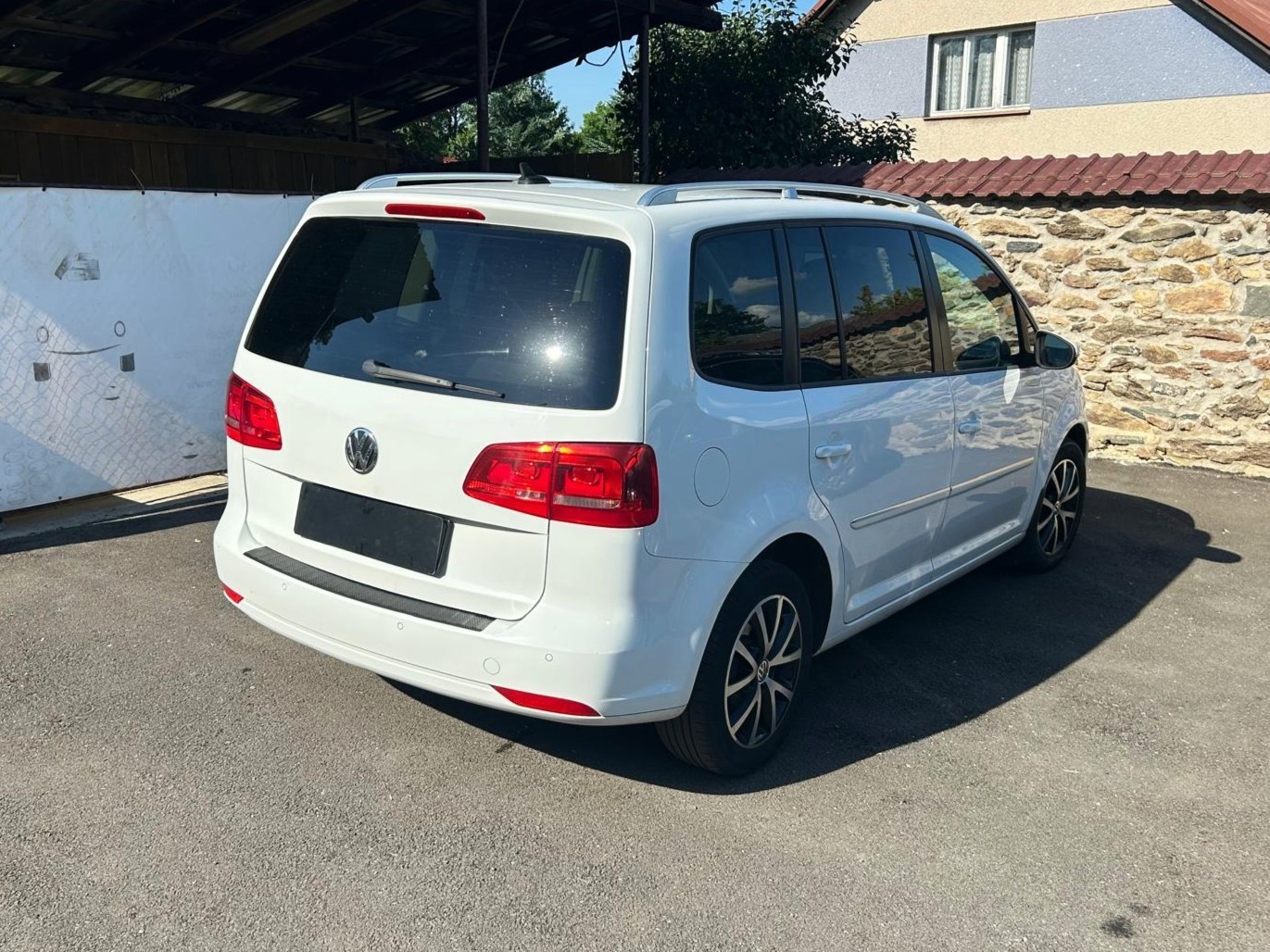 Volkswagen Touran 2.0 TDI 103 kW - 13
