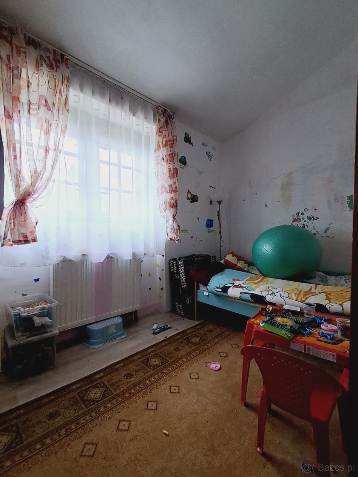 Dom parterowy z użyt. poddaszem o pow. 240 m2, działka 1700m - 13