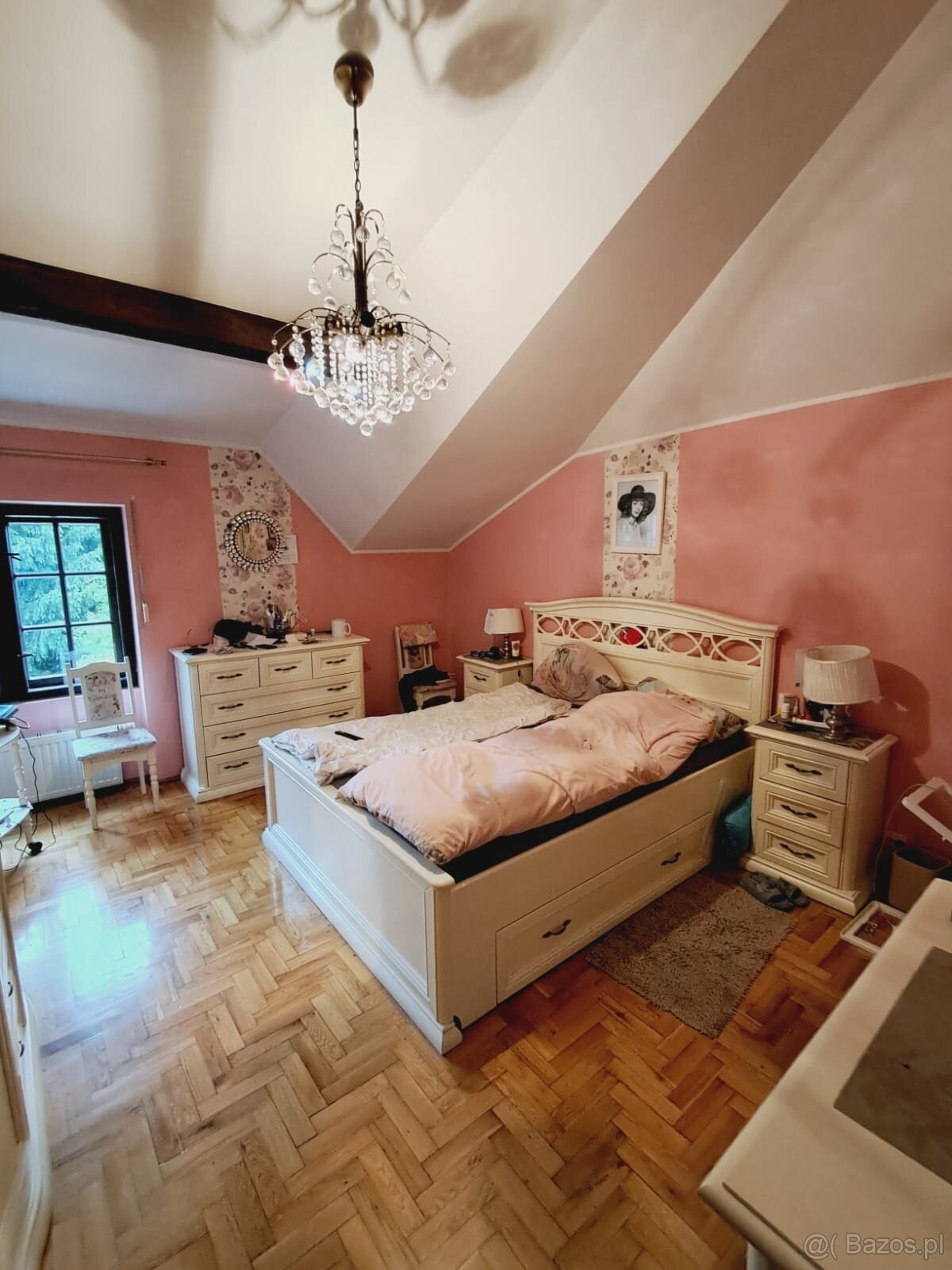 Dom parterowy z użyt. poddaszem o pow. 240 m2,Wolica - 13