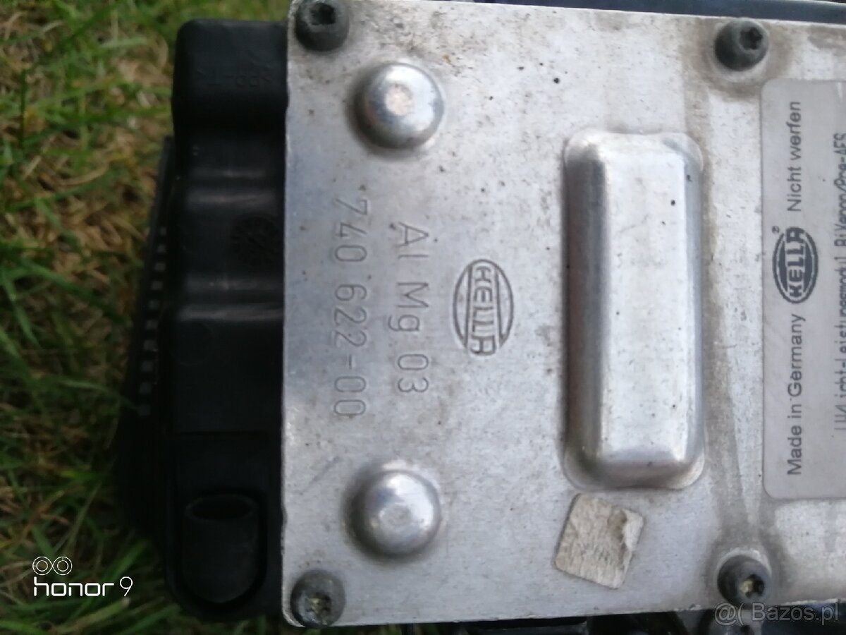 Lampa przednia prawa Audi A8 D3 2003r - 13