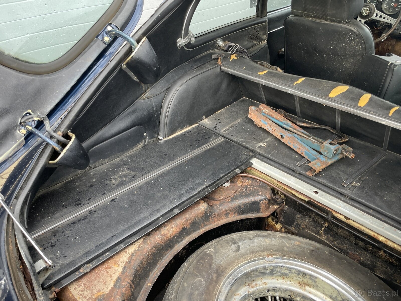 Jaguar E-type coupe 1970 seria II - 13