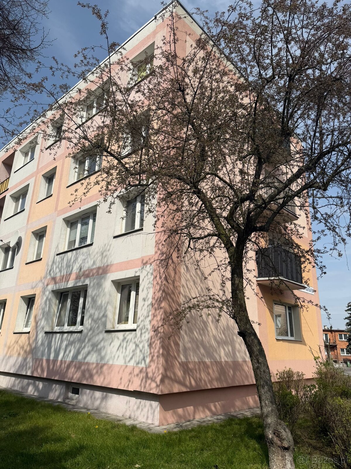 Mieszkanie o pow. 43m2, balkon, III piętro, Os. Kaliniec - 13