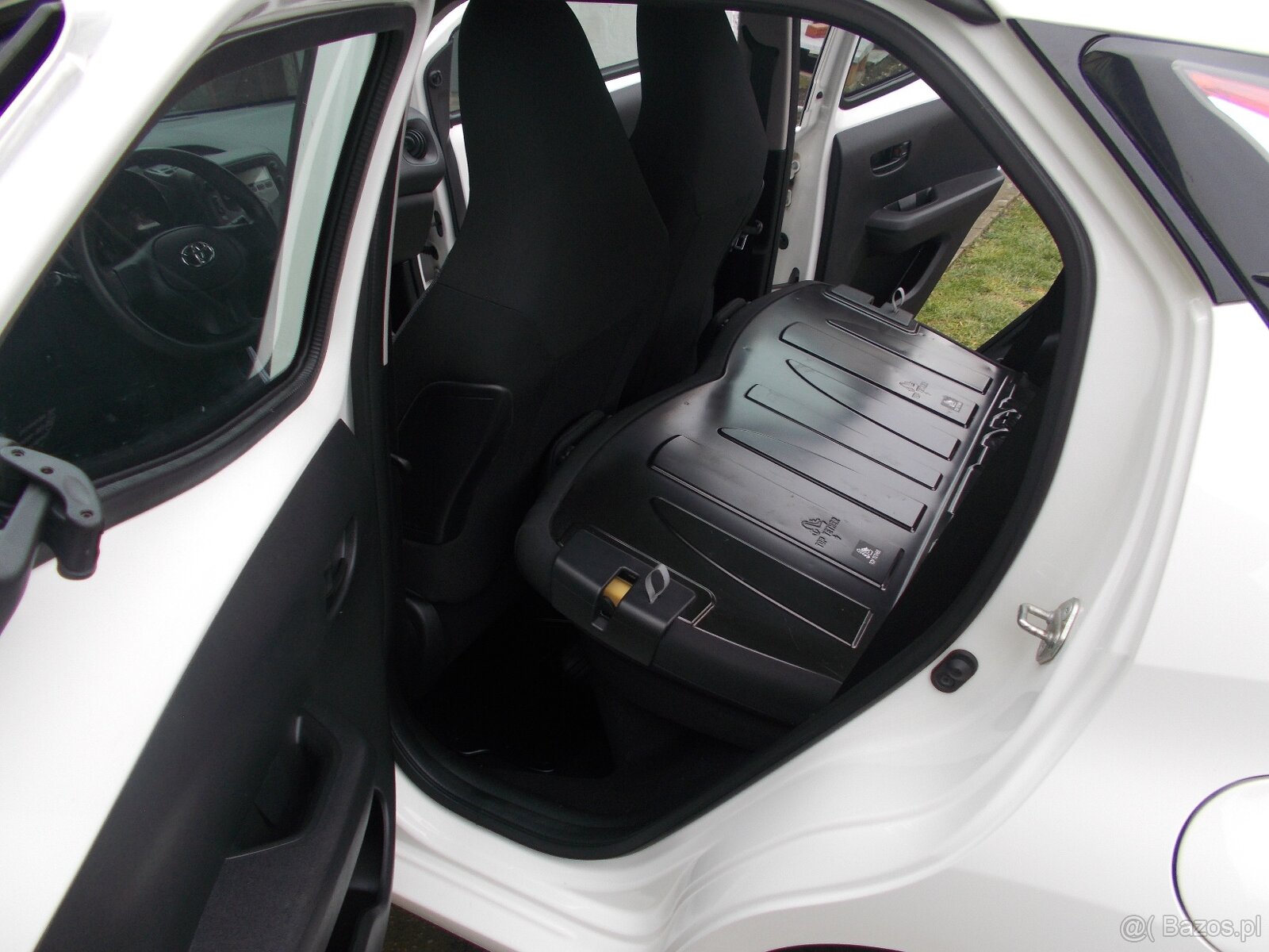 SPRZEDAM TOYOTA AYGO II - 13