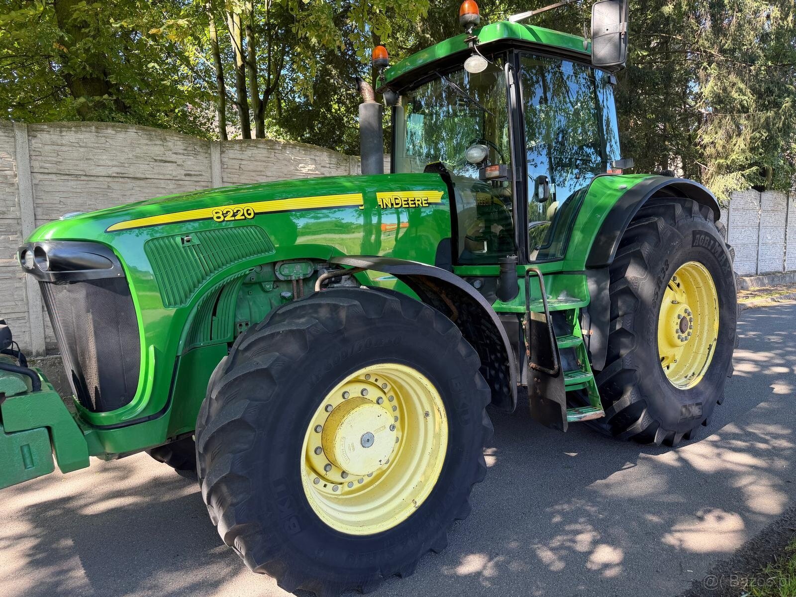 Ciągnik Rolniczy John Deere 8220 PowerShift rok prod. 2005 2 - 13
