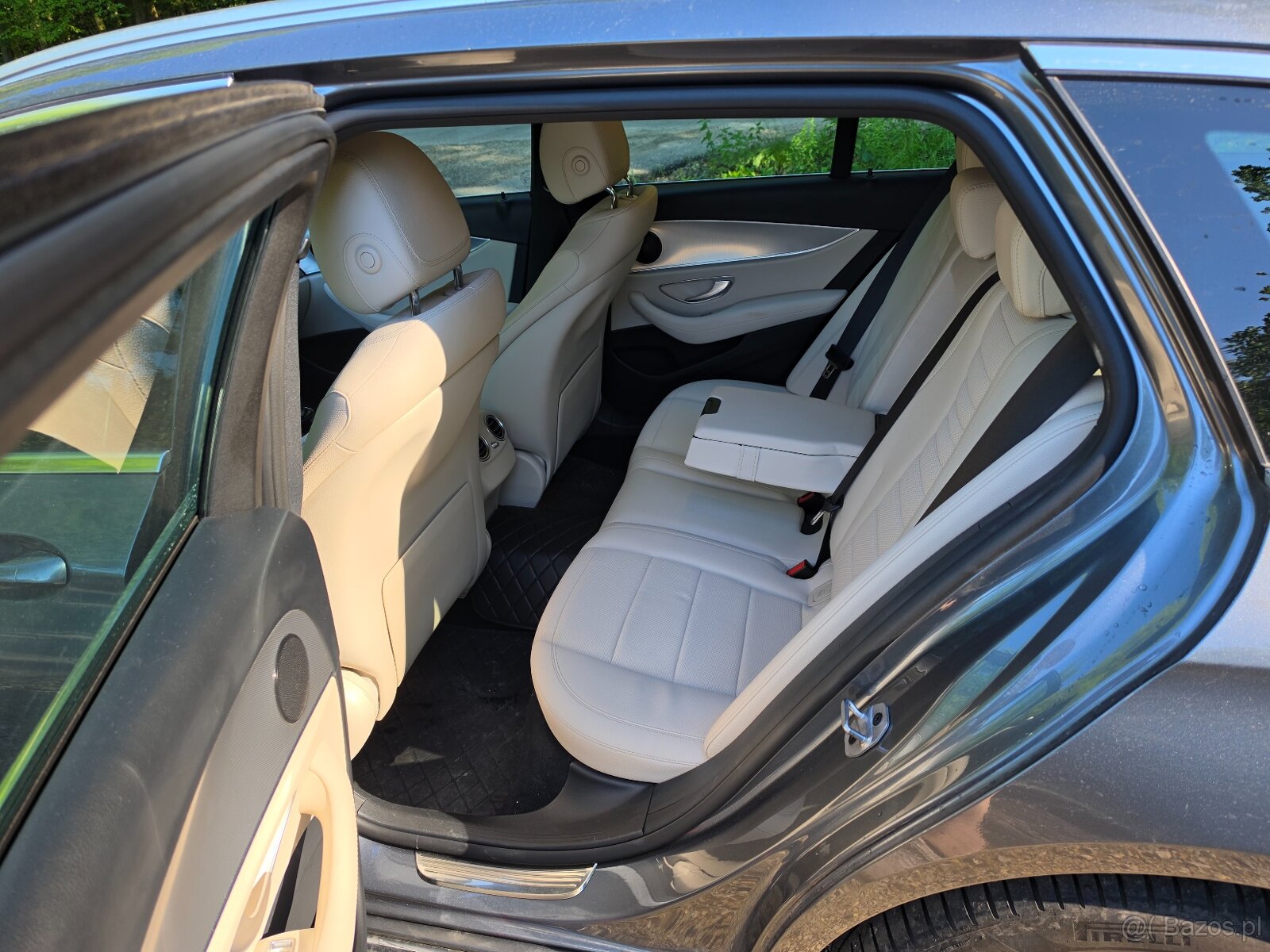 Mercedes E300de, plug in hybrid, 306PS, 2019 - 13